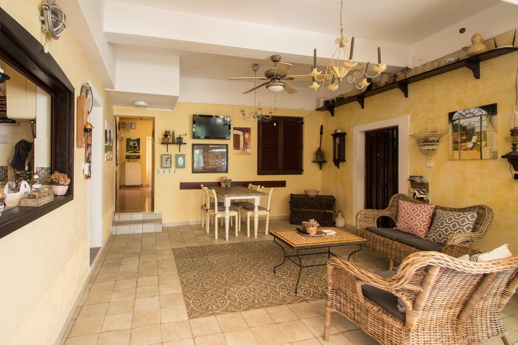 Casa Segota Hotel Veli Iz Luaran gambar